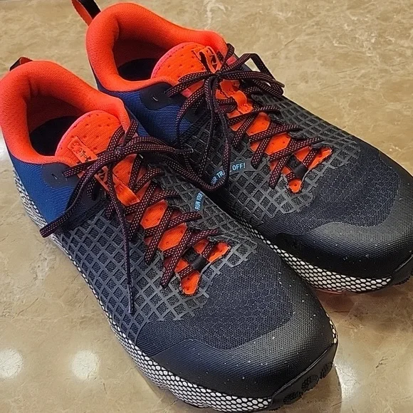 *Under Armour Unisex HOVR™ Ridge Trail Running Shoes, M14/W15.5 - Picture 3 of 16